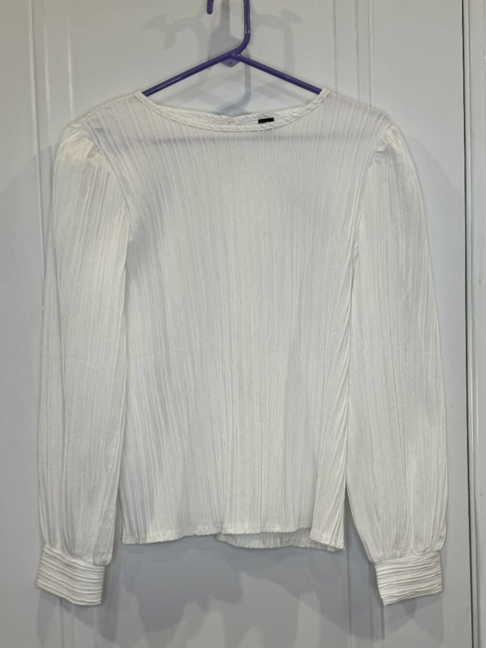 Shein White Pleated Long-Sleeve Blouse Small EUC Work Casual Minimalist